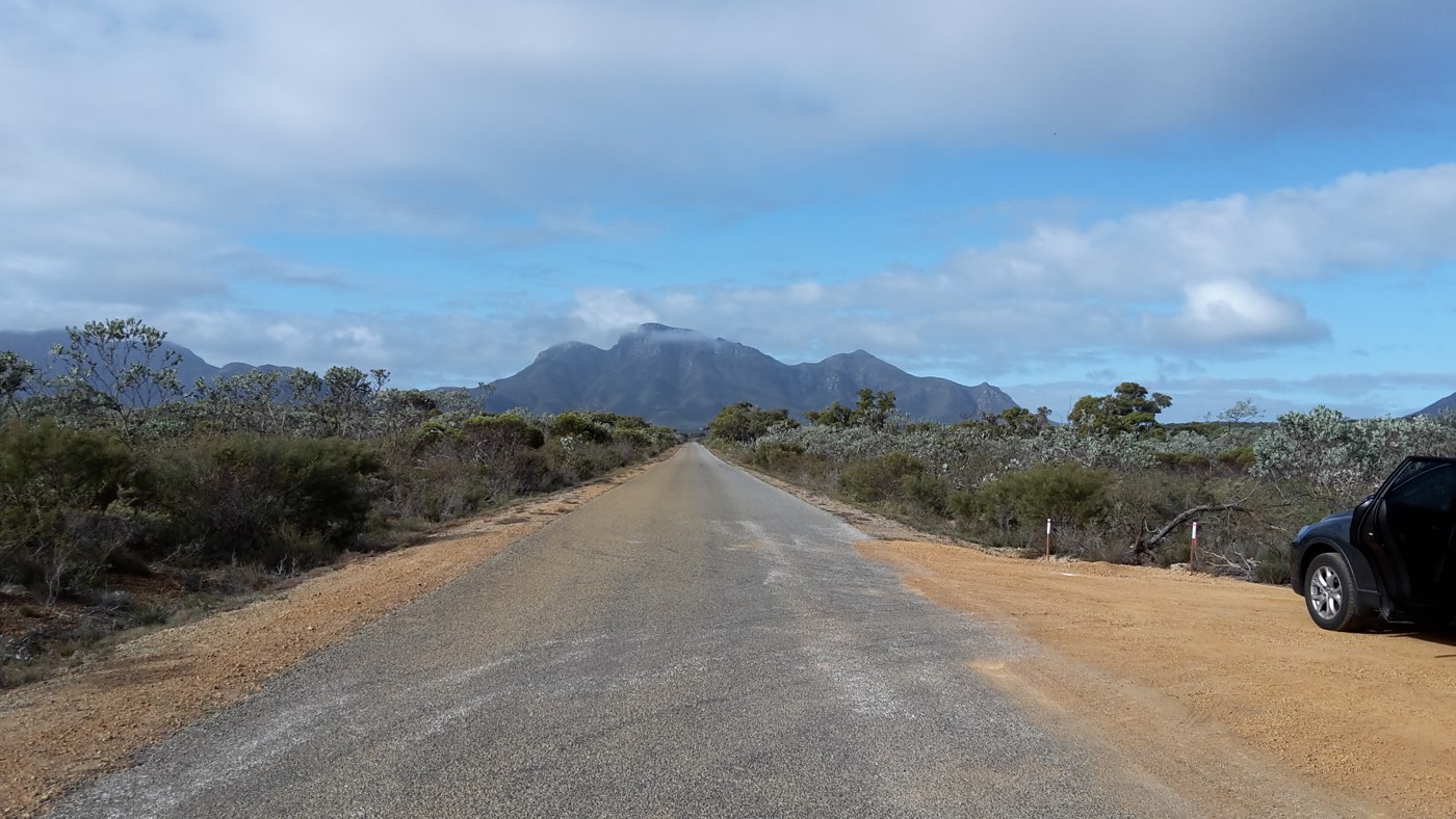 the road to Bluff Knoll