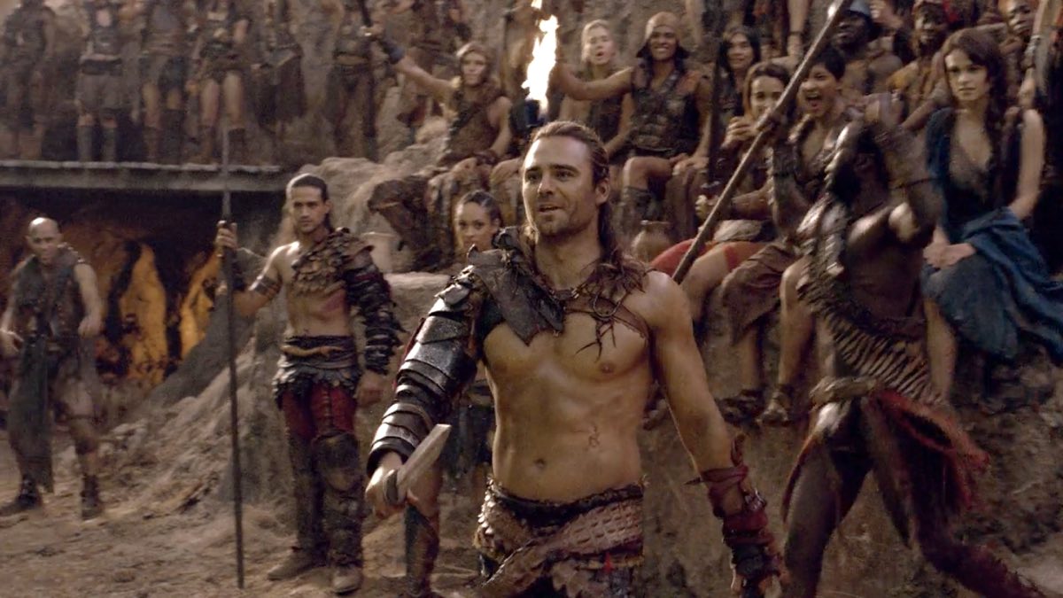 Gannicus, no martyr upon cross... yet. © STARZ